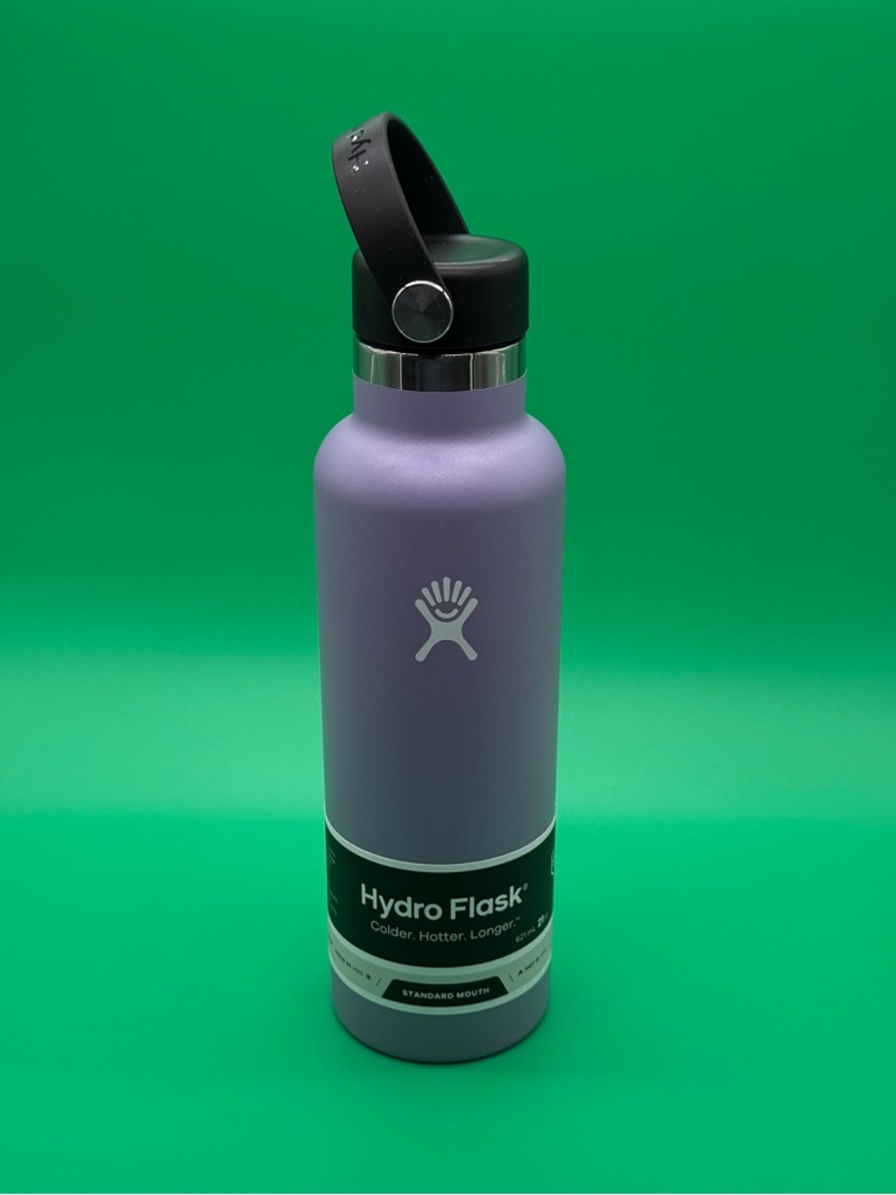 Hydro Flask Purple 21 oz. Insulated Bottle NWT